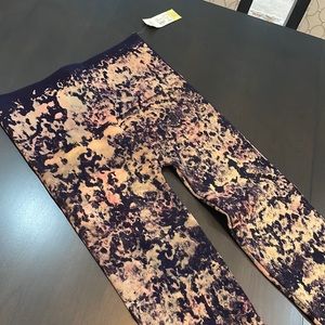 NWT tie dye legging